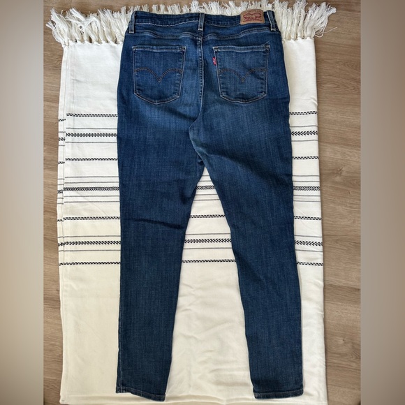 Levi's 721 High Rise Skinny Jean - Blue - Size 32 - Picture 3 of 4